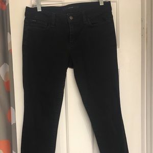 Joe’s Jeans Black Jean Chelsea Fit Size 28